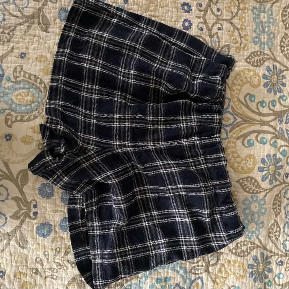 SHEIN Black and White Plaid Women Shorts